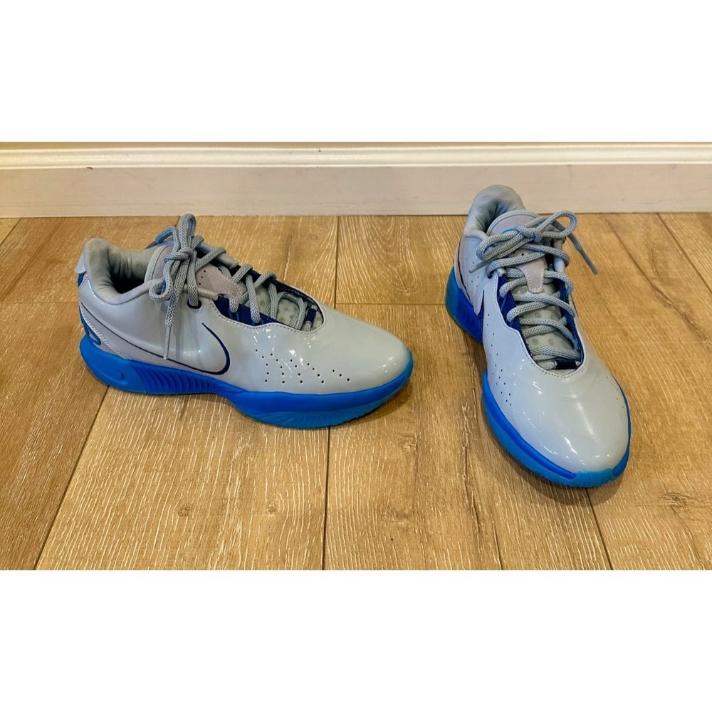 Nike Lebron‎ XXI 21 NWOB Basketball Shoe Light Armory Blue Sz 9 [FQ4052-400]